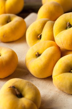 Ham organik sarı pasta şeftali