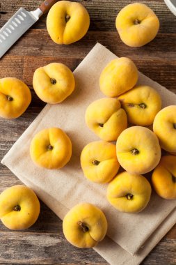 Ham organik sarı pasta şeftali