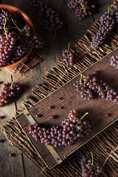 Сирий органічний стіл Шампанський виноград — стокове фото