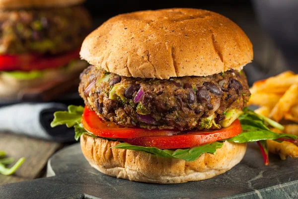 Vegano casero Portabello seta negra frijol hamburguesa — Foto de Stock