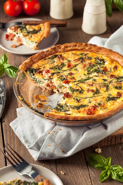 Homemade Cheesy Egg Quiche for Brunch — Stock Photo, Image