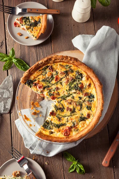 Homemade Cheesy Egg Quiche for Brunch — Stock Photo, Image