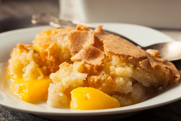 Delicious Homemade Peach Cobbler — Stock Photo, Image