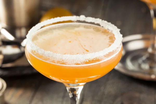Erfrischender alkoholischer Beiwagen-Cocktail — Stockfoto