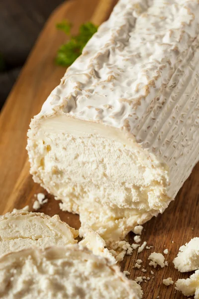 RAW білий органічних козячого сиру — стокове фото