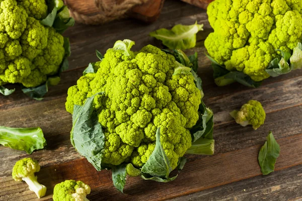 Raw Organic Green Broccoli Cauliflower — Stock Image Raw Organic Green Broccoli Cauliflower Stock Photo