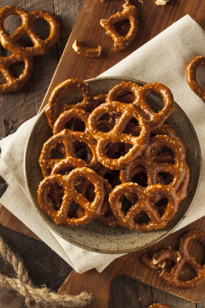 Pretzels salés cuits au four sains — Photo