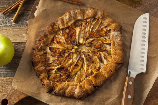 Hemlagad kanel socker äpple Galette — Stockfoto