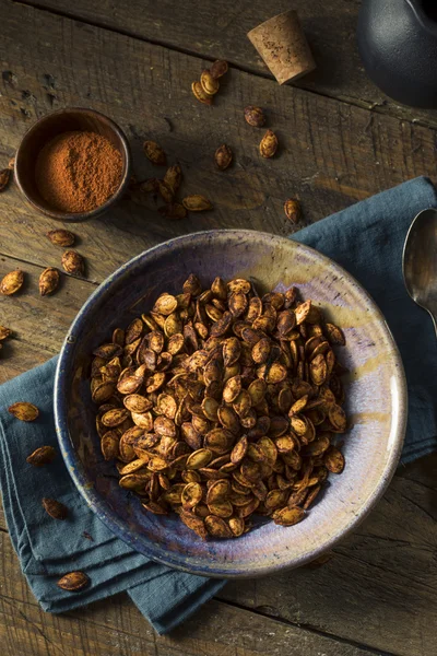 Homemade Roasted Spicy Pumpkin Seeds — Stock Photo, Image