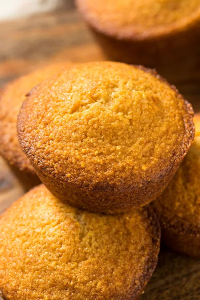 Muffins Pain Maïs Chauds Faits Maison Prêts Manger — Photo