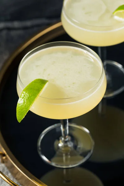 Refreshing Boozy Gin Gimlet Cocktail Lime Garnish — Stock Photo, Image