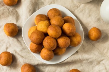 Ev Yapımı Kızarmış Kek Delikleri Yemeye Hazır