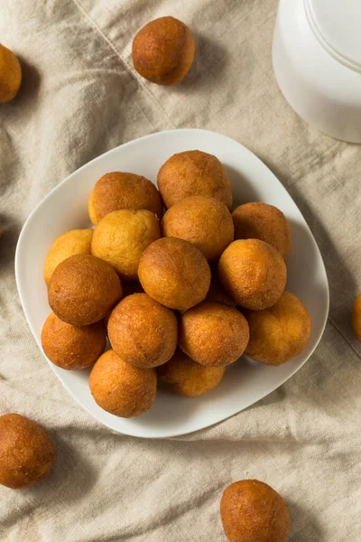 Pastel Frito Hecho Casa Donut Agujeros Listos Para Comer —  Fotos de Stock