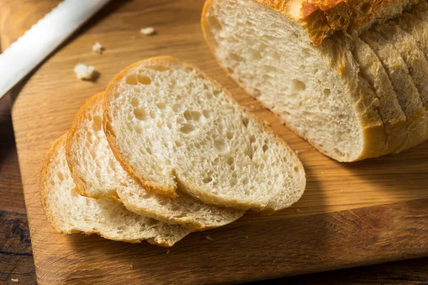 Yapımı Organik Dilimlenmiş Ekşi Ekmek Yemeye Hazır — Stok fotoğraf