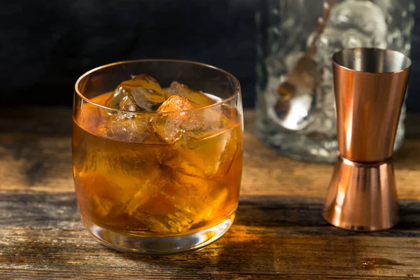 Cóctel Refrescante Conexión Francesa Del Alcohol Con Cognac —  Fotos de Stock