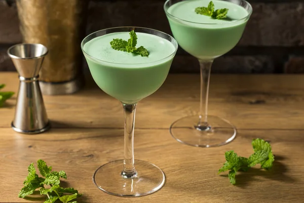 Frozen Boozy Mint Grasshopper Cocktail Mit Creme Cacao — Stockfoto