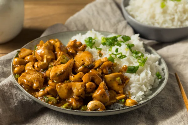 Homemade Chinese Cashew Chicken White Rice — Stock Photo, Image