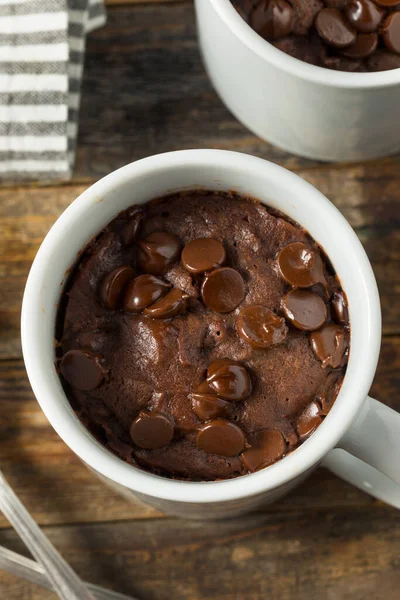 Caneca Microondas Chocolate Caseiro Brownie Pronto Para Comer — Fotografia de Stock