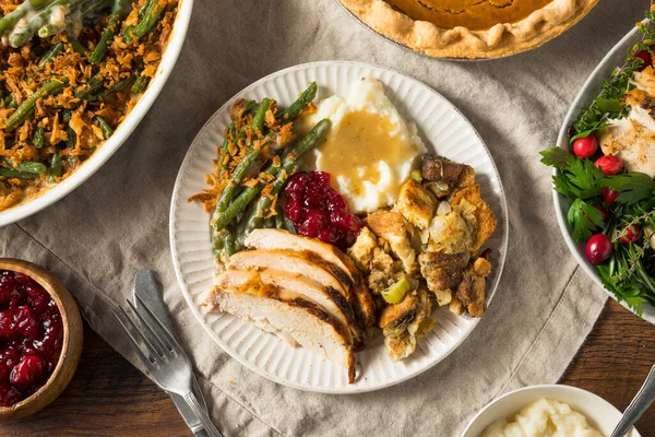 Homemade Thanksgiving Turkey Plate Cranberry Stuffing Potatoes Beans — Stock Photo, Image