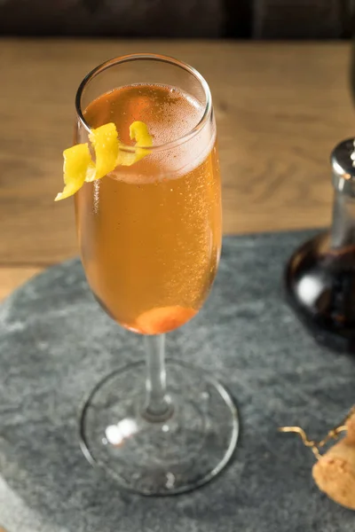 Drank Verfrissende Champagne Cocktail Met Suiker Bitters — Stockfoto