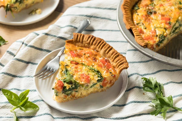 Veggie Sănătoasă Quiche Pentru Micul Dejun Spanac Roșii — Fotografie, imagine de stoc