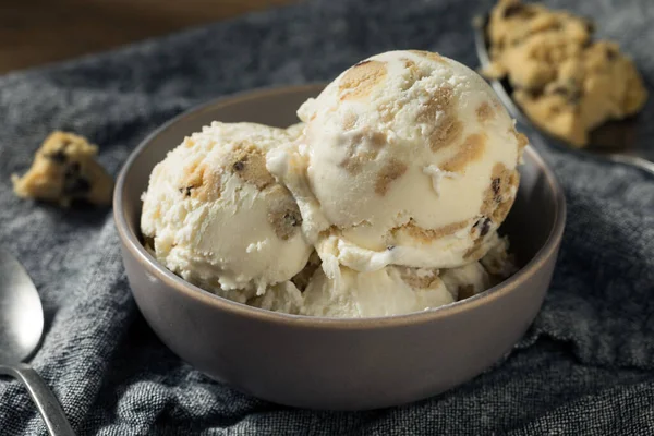 Krim Cookie Dough Beku Siap Makan Untuk Makanan Penutup — Stok Foto