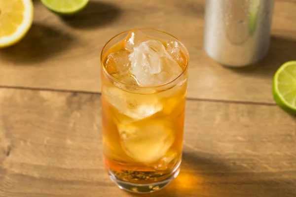 Refreshing Cold Ginger Beer Drink Lemon Lime — Stock Photo, Image