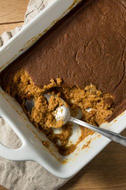 Ev yapımı mısır unu Hint Ekmeği Dondurmalı Puding