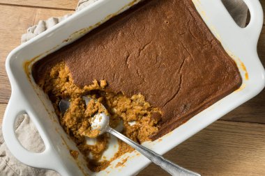 Ev yapımı mısır unu Hint Ekmeği Dondurmalı Puding