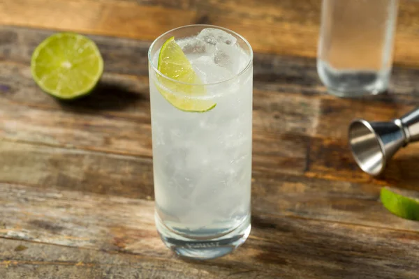 Osvěžující Studený Tequila Ranč Vodní Koktejl Citrónem — Stock fotografie