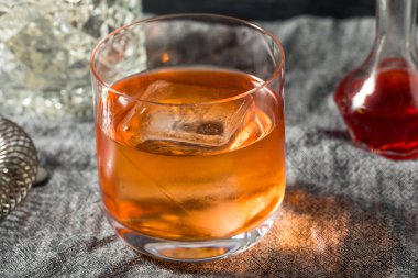 Viskili Porto Riko Sazerac Kokteyli