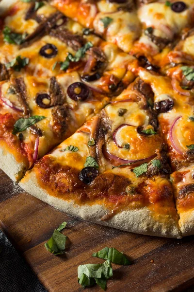 Homemade Gourmet Anchovy Pizza Olives Basil — 스톡 사진