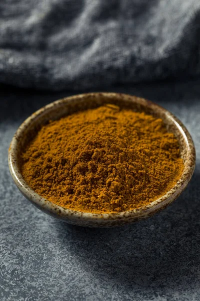 Raw Brown Organic Ground Cumin Spice Een Schaal — Stockfoto