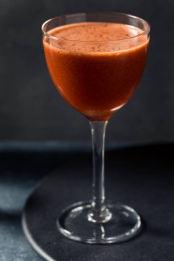 Trinidad 'ı Serinleten Ayyaş Limonlu Ekşi Kokteyl