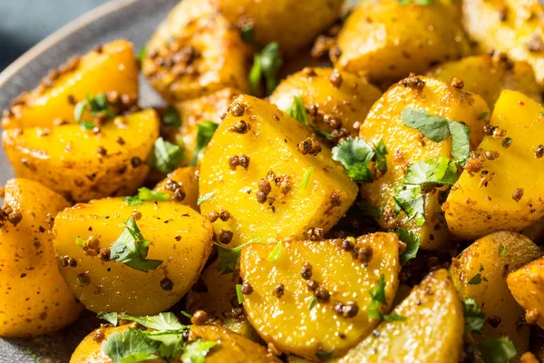 Patatas Asadas Caseras Mostaza Con Cilantro — Foto de Stock