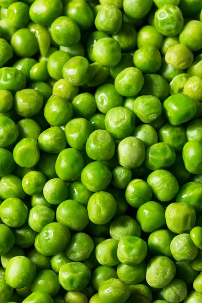 Raw Green Organic Söta Ärtor Skål — Stockfoto