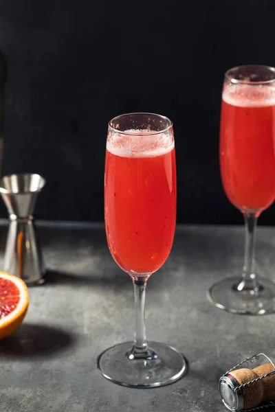 Rinfrescante Boozy Blood Orange Mimosa Cocktail Con Gin — Foto Stock