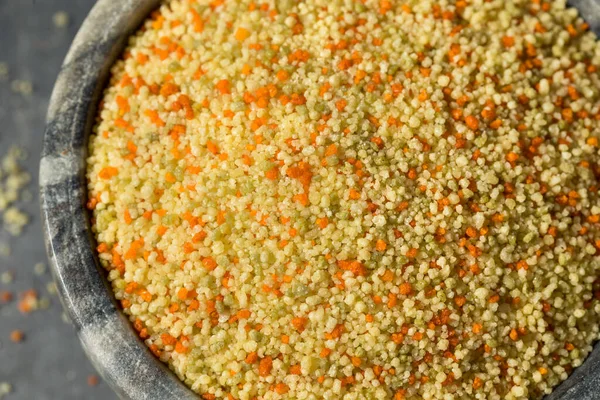 Rauwe Biologische Marokkaanse Couscous Een Schaal — Stockfoto