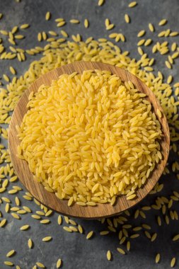 Çiğ Organik Kuru Orzo Makarnası