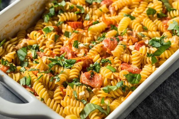 Pasta Pomodoro Feta Forno Fatta Casa Con Basilico Olio Oliva — Foto Stock