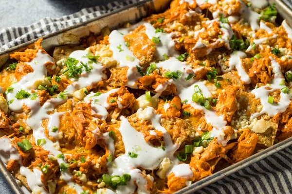 Homemade Buffalo Chicken Nachos Ranch Onion — 스톡 사진