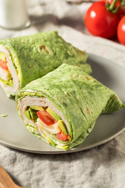 Homemade Healthy Turkey Spinach Wraps Tomato Lettuce — Stock Photo, Image