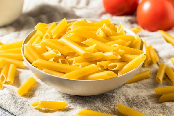 Pasta Seca Italiana Caseira Mostaccioli Uma Tigela — Fotografia de Stock