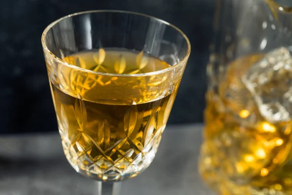 Boozy Refreshing Bijou Gin Cocktail Chartreuse — Stockfoto