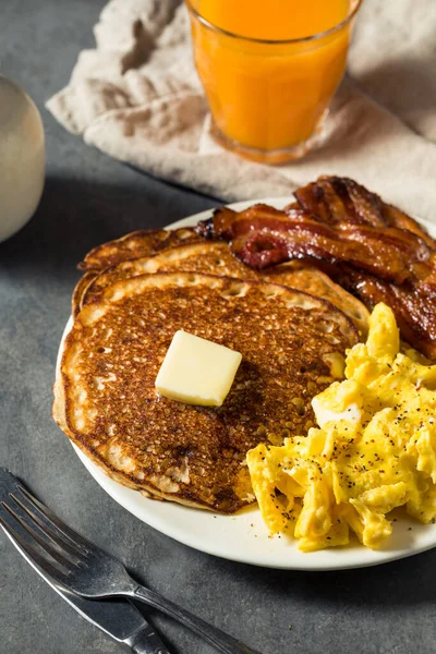 Homemade American Pancake Breakfast Eggs Bacon — Stock Photo, Image