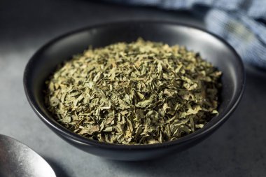 Sağlıklı Organik Kurutulmuş Basil Baharatı