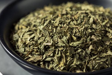 Sağlıklı Organik Kurutulmuş Basil Baharatı