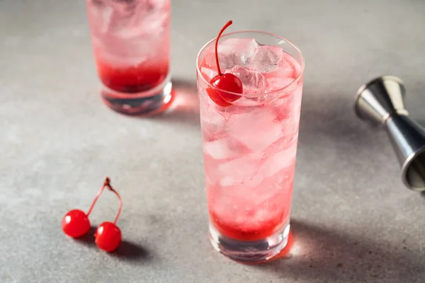Bebida Refrescante Sujo Shirley Cocktail Com Granadina — Fotografia de Stock