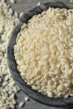 Çiğ Beyaz Organik Arborio Pirinç Pişirmeye Hazır