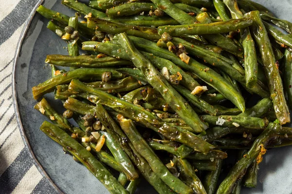 Healthy Homemade Roasted Green Beans Garlic Capers — Stock Photo, Image